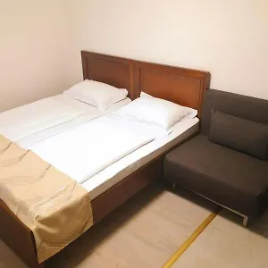 Zender B&B